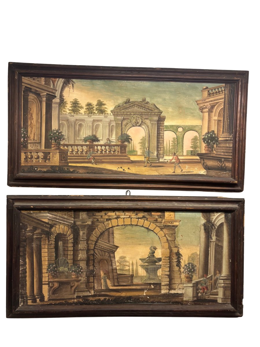 Coppia di  dipinti a tempera con cornici coeve