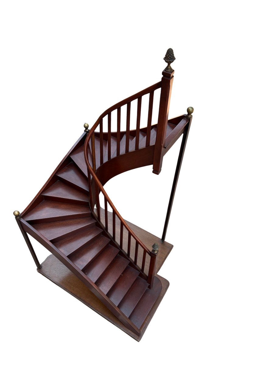 Modellino di scala in legno e metallo