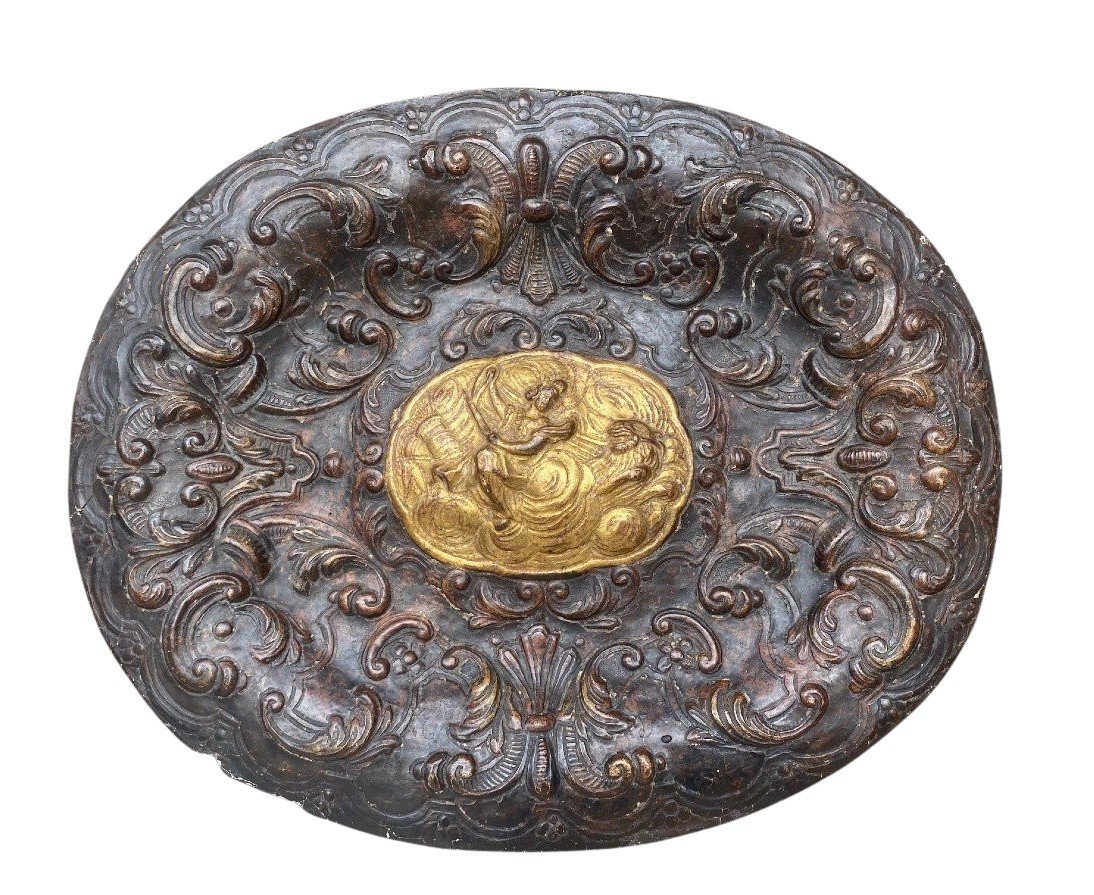 Vassoio in cartapesta argentata e dorata