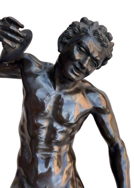 scultura in bronzo firmata "Duchemin" raffigurante Fauno danzante con cembali-photo-2