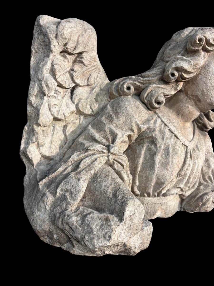 coppia di sculture in pietra raffiguranti angeli-photo-1