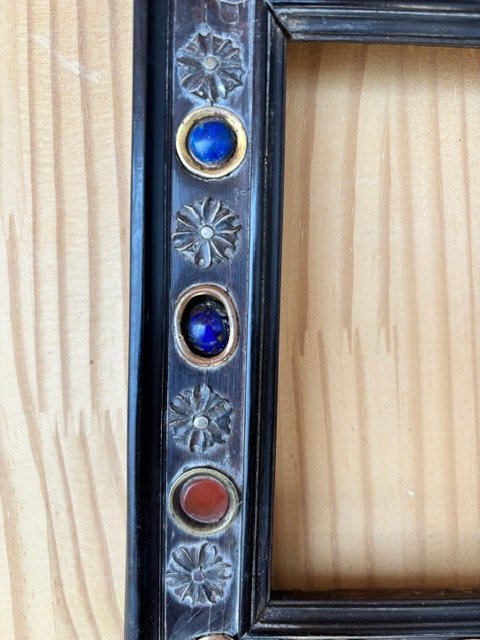 Cornice in legno ebanizzato con inserti in pietre dure-photo-1