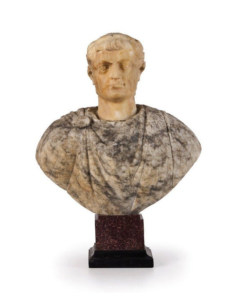 Busto in marmi diversi con basetta in porfido (non coeva )