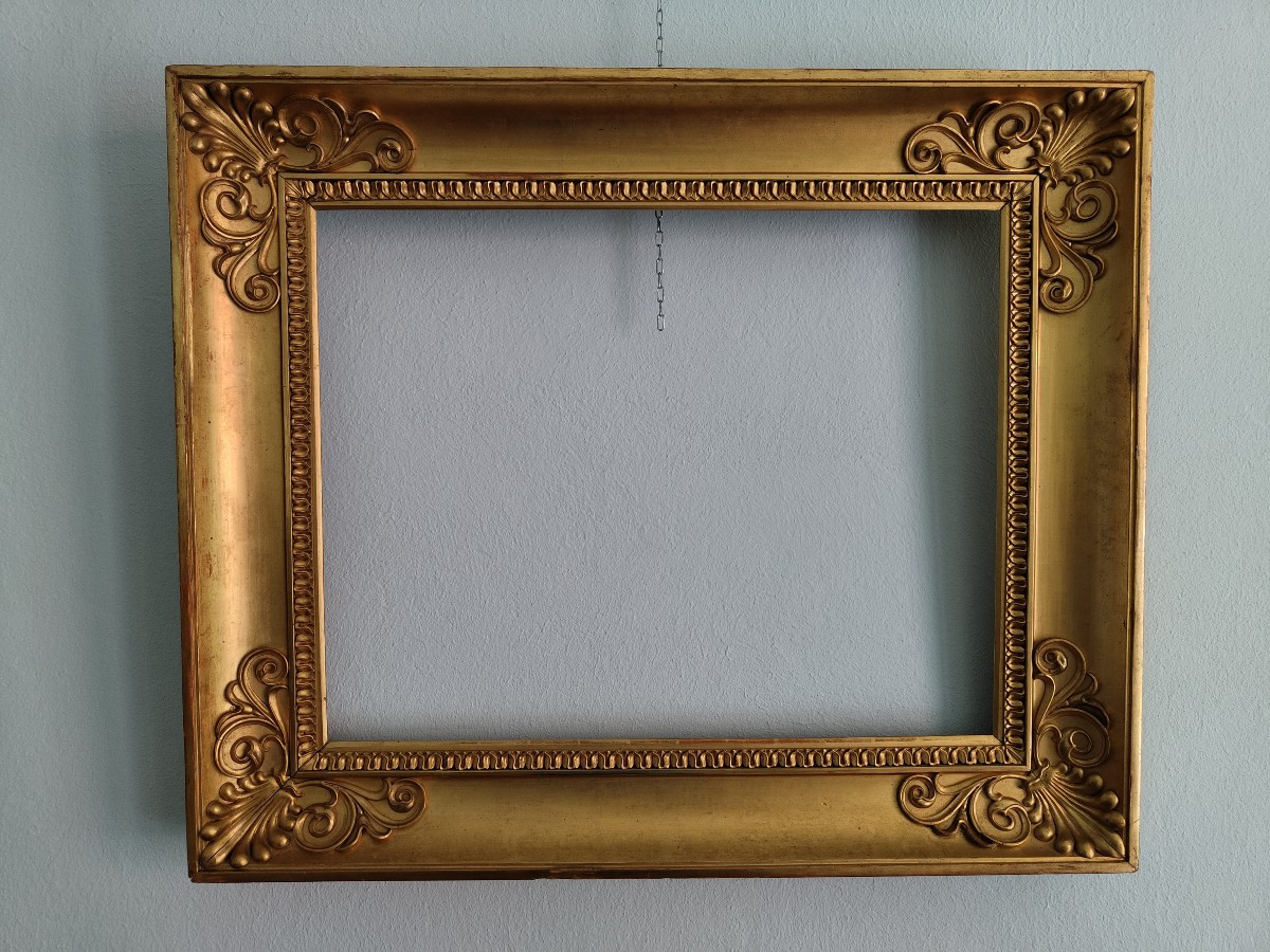 Cornice in legno dorato a foglia XIX sec.