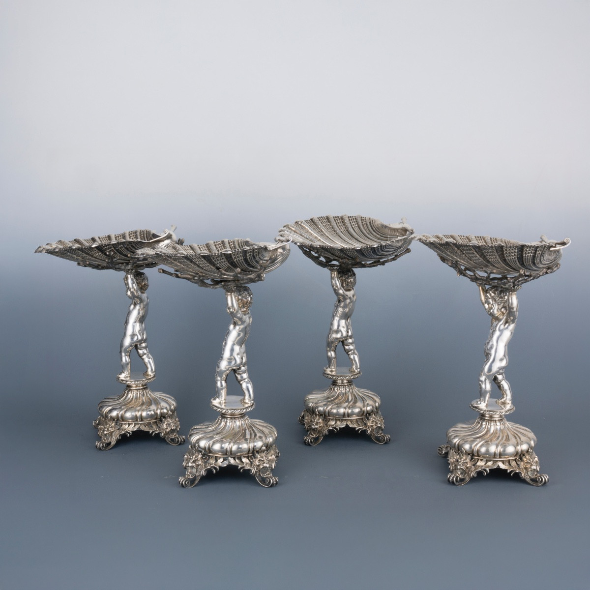 Quattro alzate in argento-photo-3