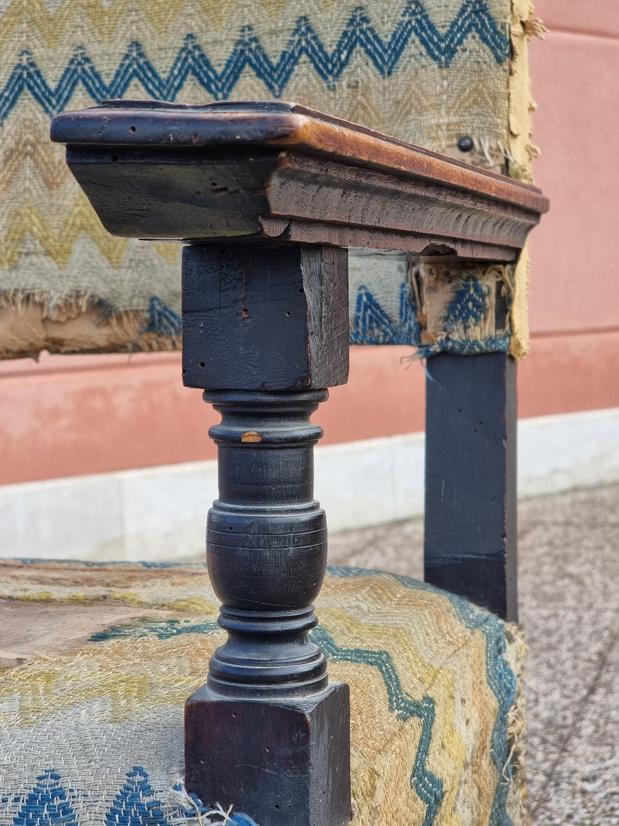 Seggiolone in noce intagliato con fregi dorati, area emiliana (prob. Mantova), fine XVI – inizi-photo-2