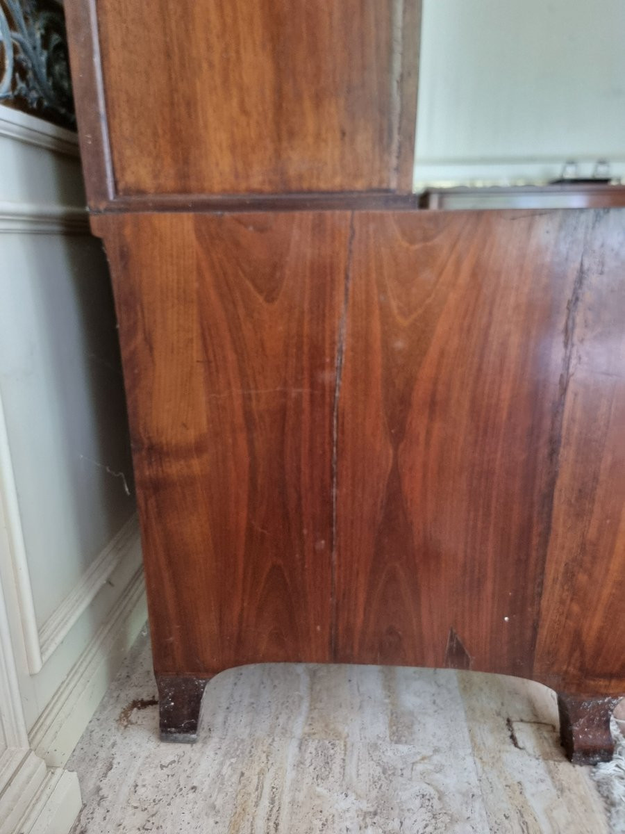 Coppia di credenze librerie a due corpi in noce intagliato – Veneto, primi decenni del XIX seco-photo-4