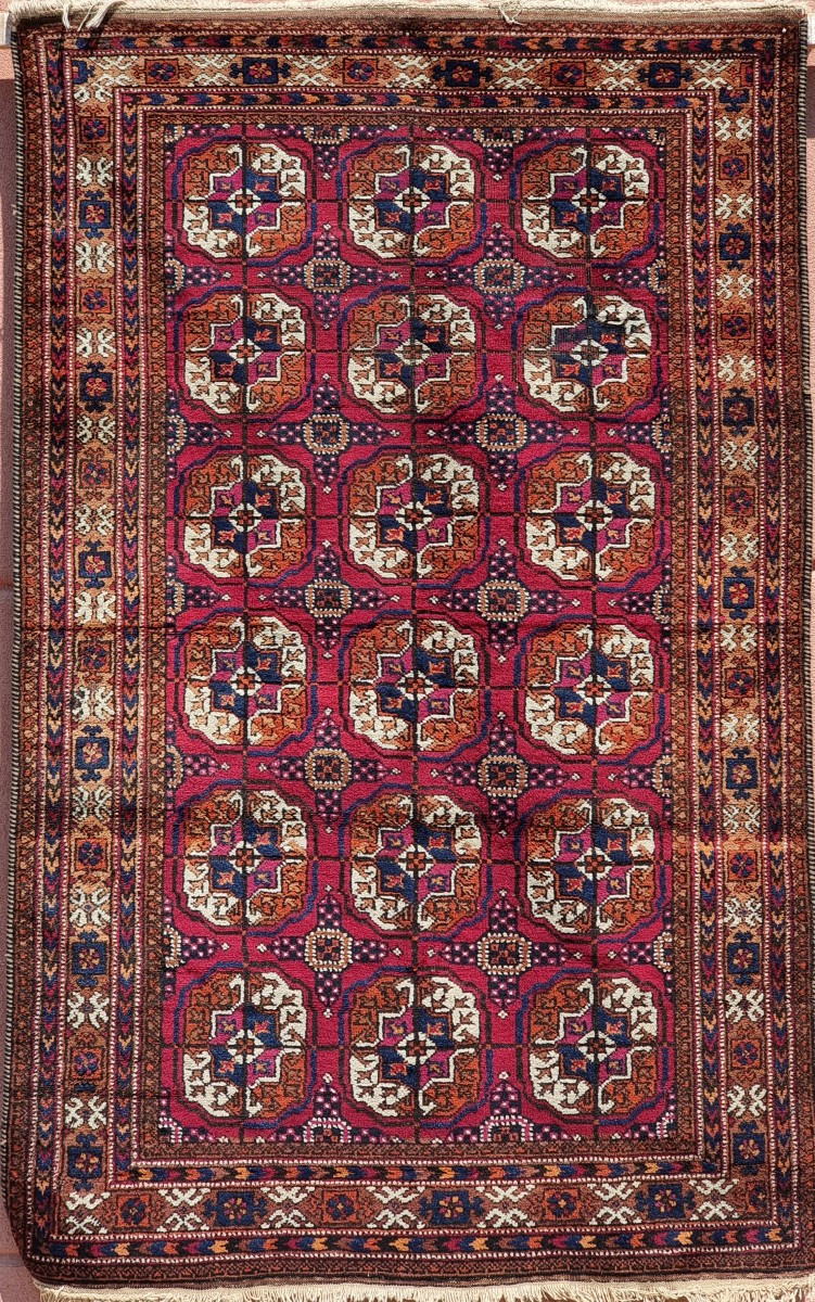 Tappeto tribale persiano a motivo Gul – Lana annodata a mano, Iran, primi ‘900