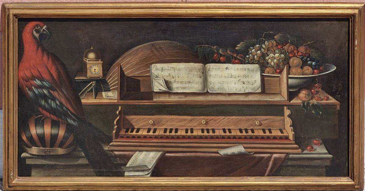 Coppia di nature morte con strumenti musicali, frutta e animali esotici – Scuola lombarda, fine