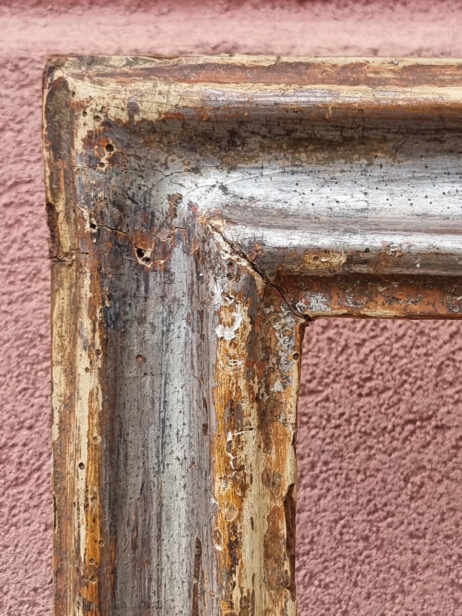 Coppia di cornici emiliane in legno argentato, prima metà del Settecento-photo-7