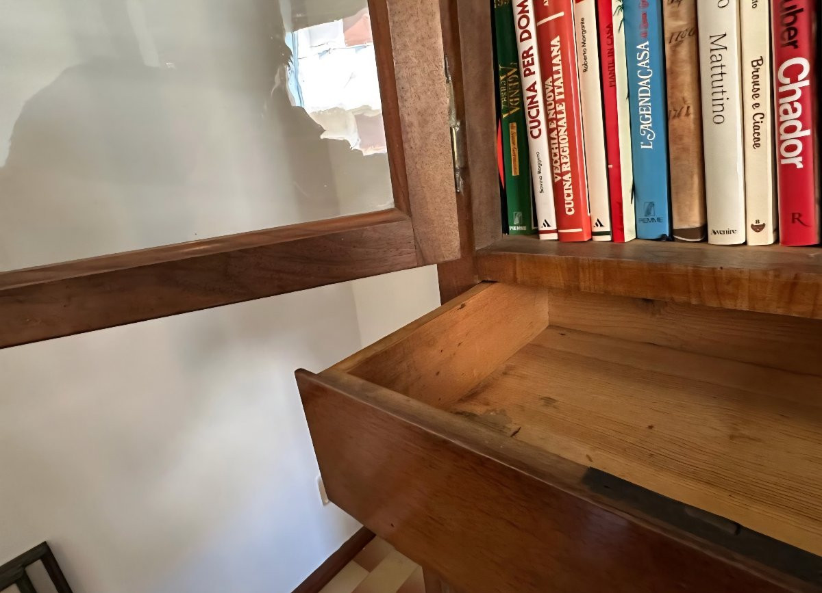 Libreria “a ponte” in noce massiccio – Veneto, primi decenni del XIX secolo-photo-3