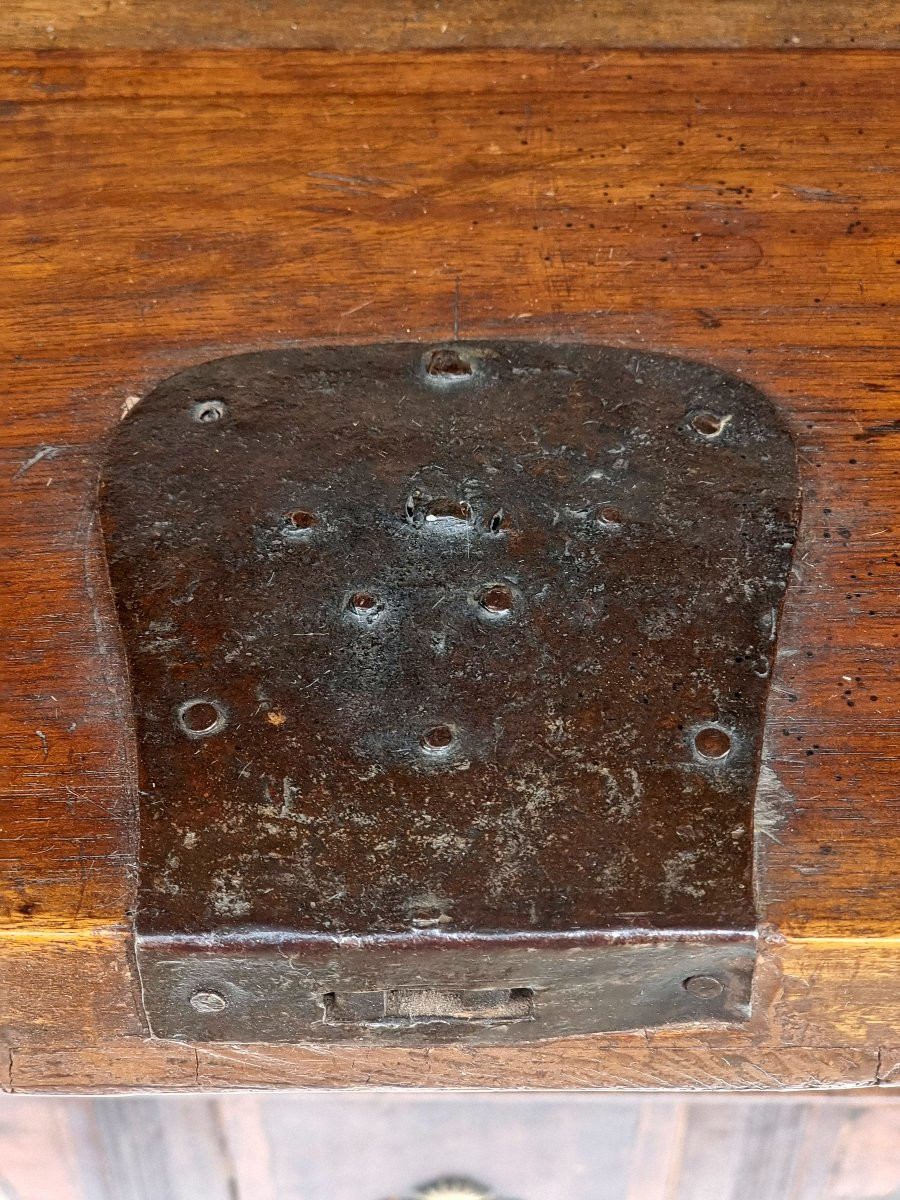 Cassettone a ribalta in noce, Veneto, seconda metà del Seicento-photo-6
