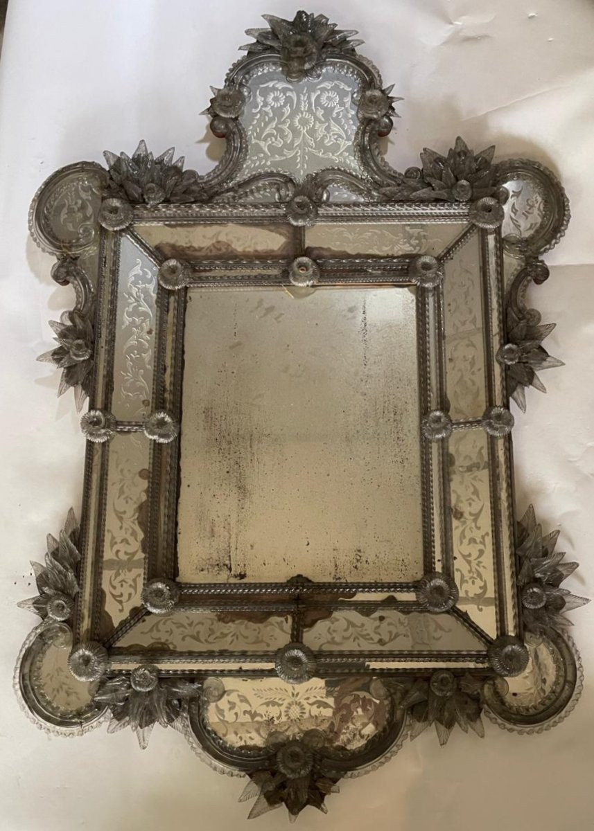 Specchiera veneziana in vetro inciso con fiori applicati, fine XIX – inizi XX secolo-photo-2