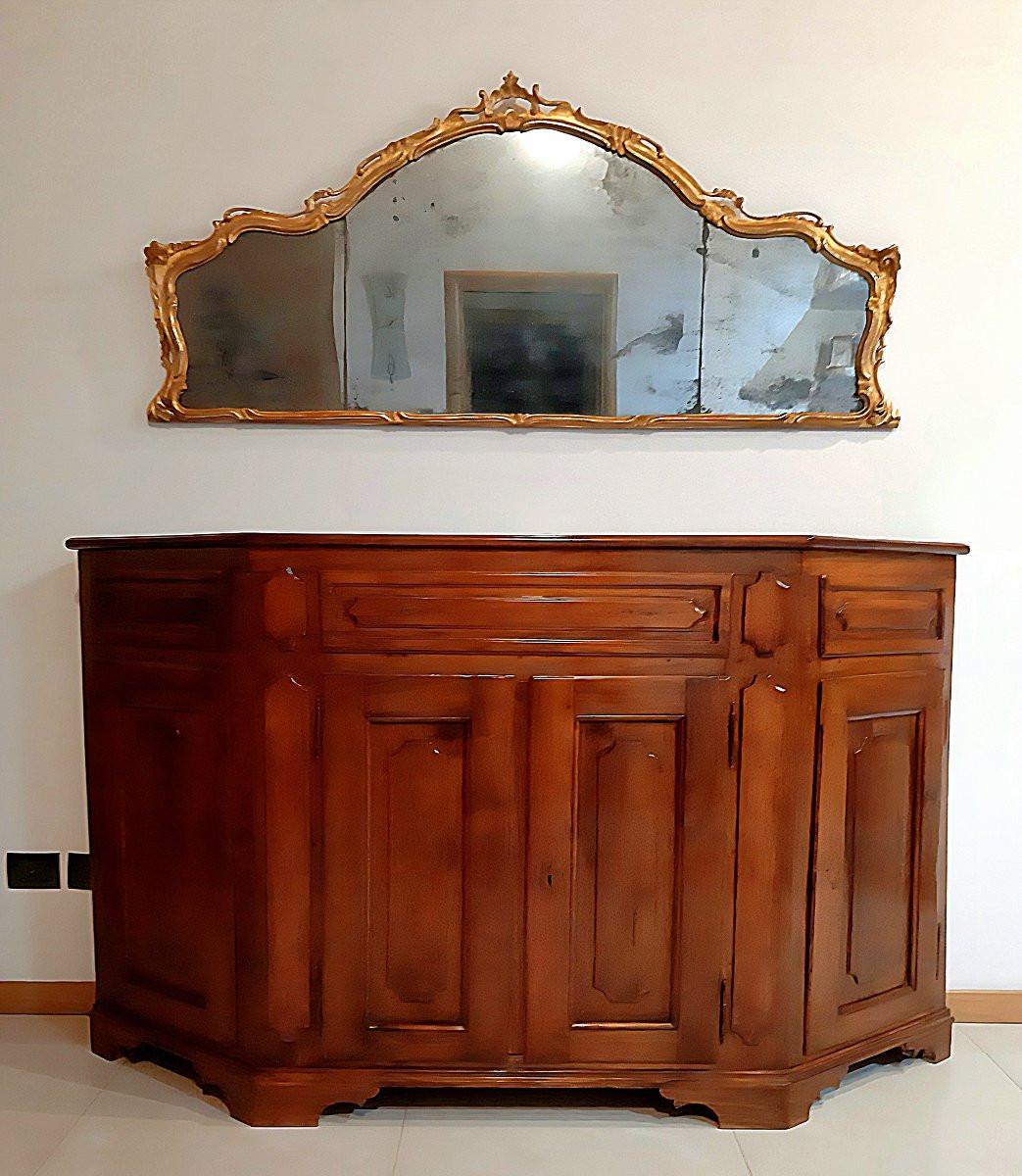 Credenza veneta scantonata in noce, XVIII secolo-photo-4
