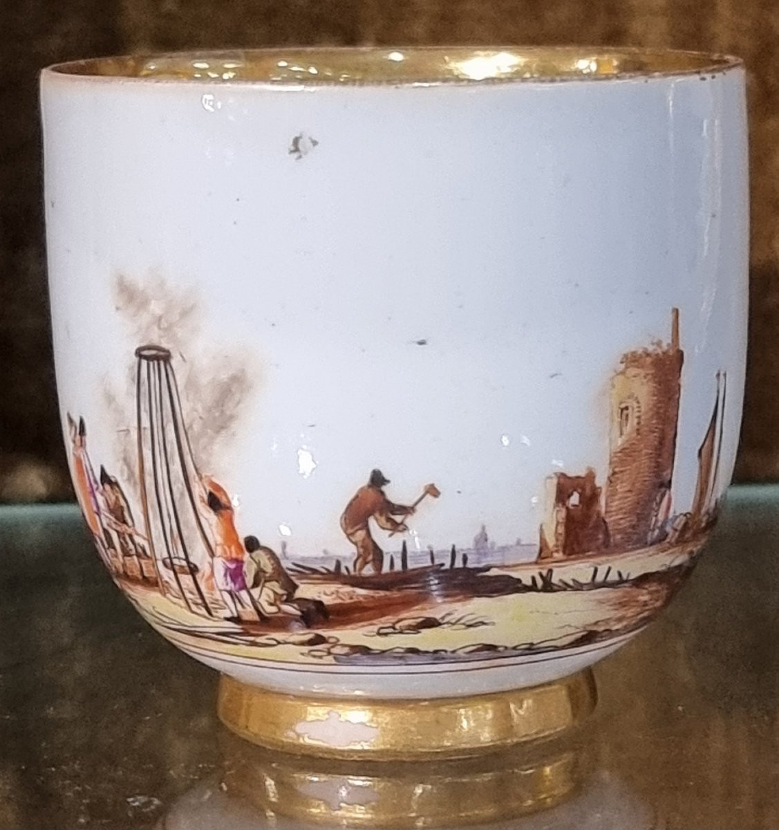 Tazzina con piattino in porcellana di Meissen, Germania, circa 1720–1730-photo-1