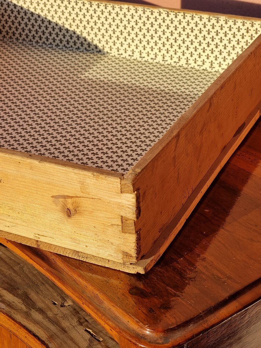 Comò veneziano Luigi XV a fronte mosso, seconda metà del Settecento-photo-4