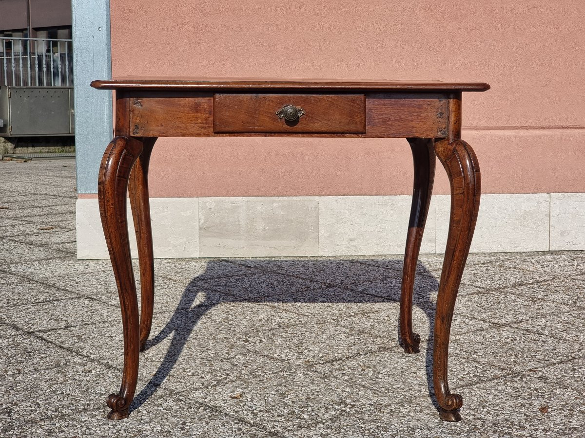 Tavolino in noce intarsiato, area veneta o emiliana, XVIII secolo-photo-7