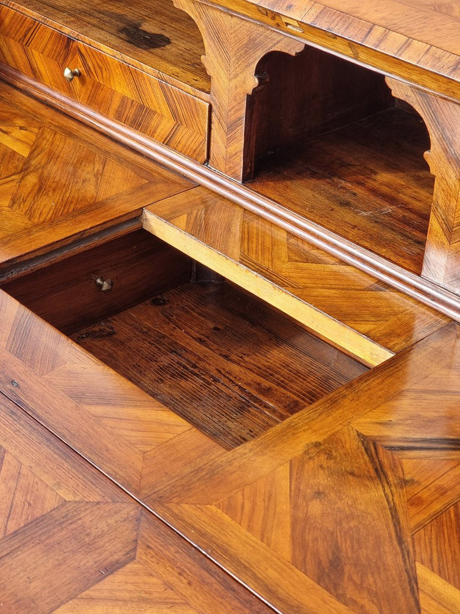 Ribalta veneta in noce lastronata e intarsiata, XVIII secolo-photo-4