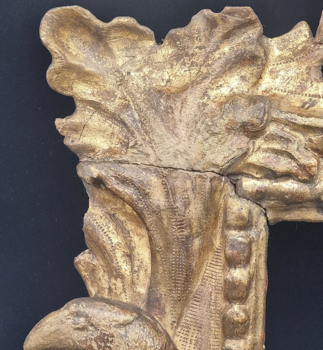 Cornice veneziana in legno intagliato e dorato – Fine XVI / inizi XVII secolo-photo-6