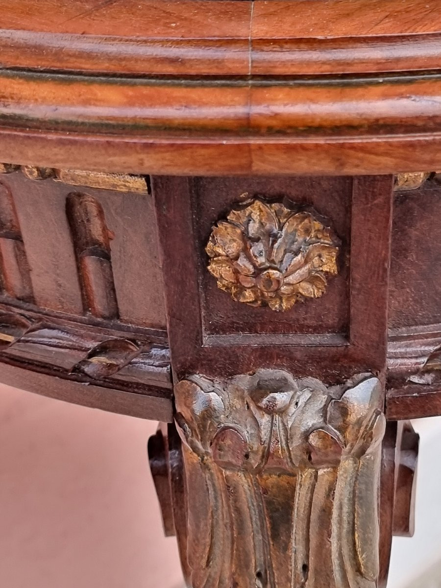 Console mezzaluna in stile Luigi XVI in noce scolpito con piano in marmo verde-photo-7