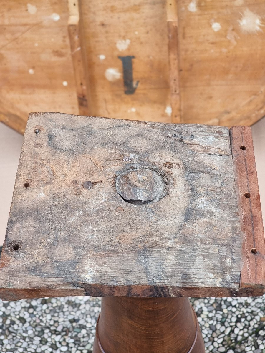 Tavolino rotondo intarsiato, area di Rolo (Emilia), metà del XIX secolo-photo-2