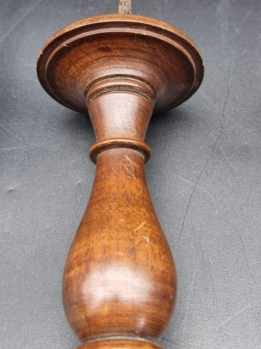 Coppia di candelieri in legno di noce tornito, Italia, XVII secolo-photo-3