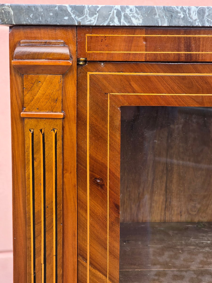 Vetrina francese in stile Luigi XVI, periodo Napoleone III, noce filettato, piano in marmo-photo-4