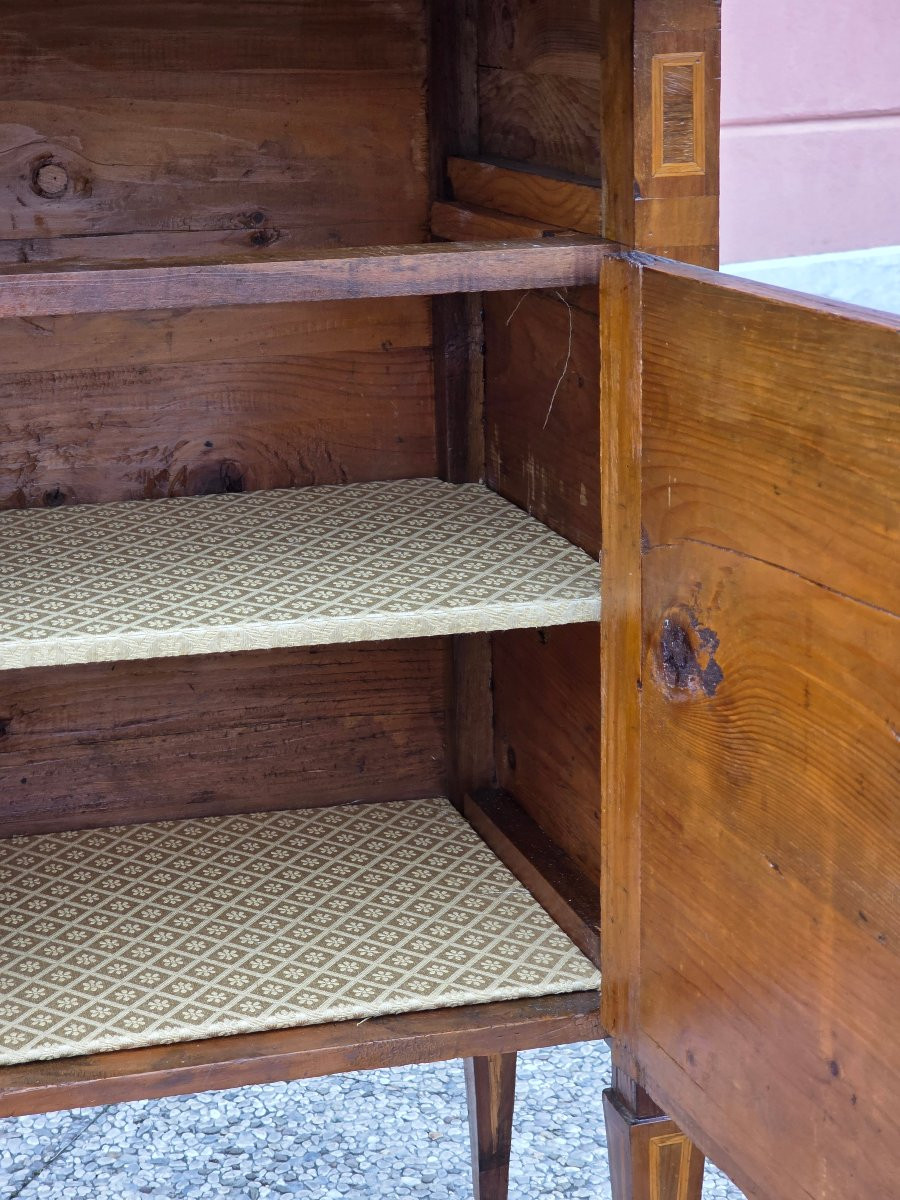 Comodino Luigi XVI in noce filettato, Lombardia, fine XVIII secolo-photo-4