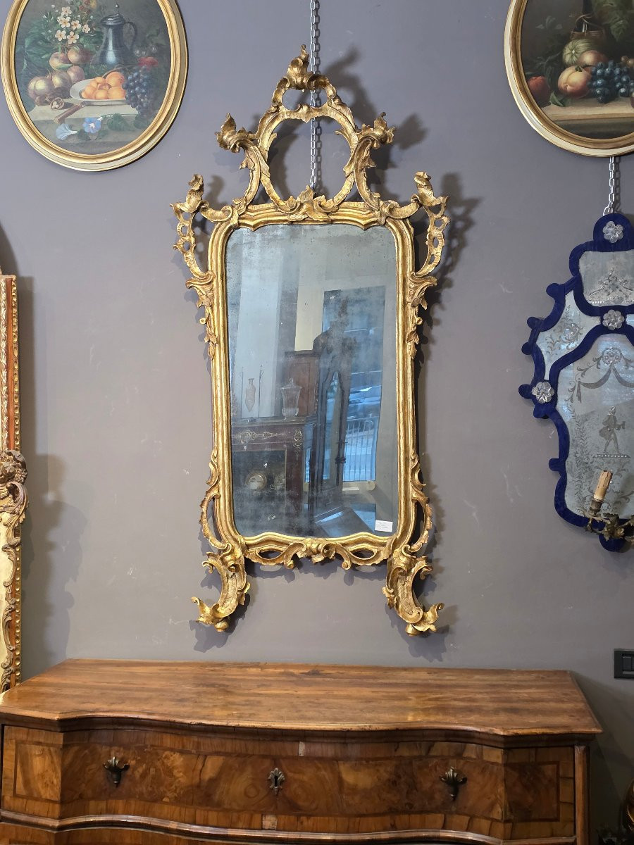 Specchiera lombarda intagliata e dorata, metà XVIII secolo-photo-1
