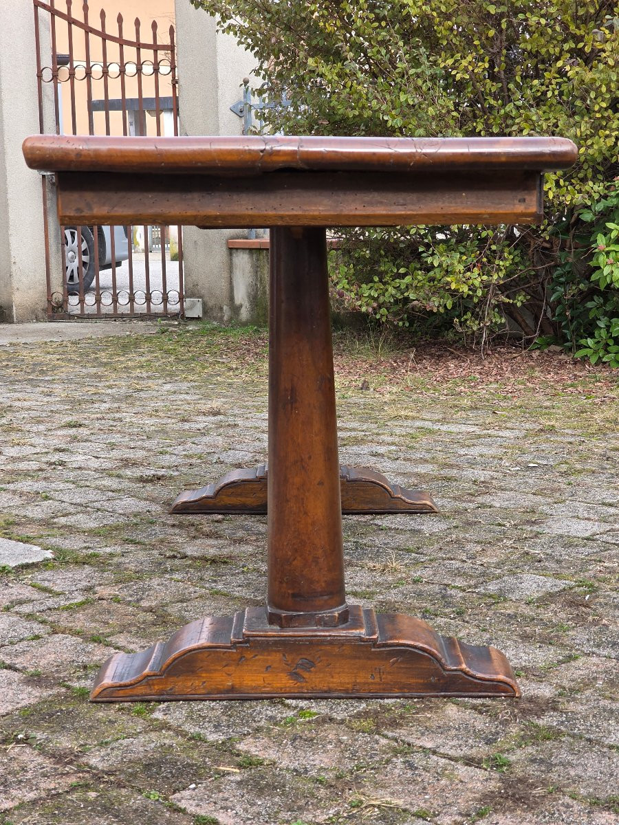 Tavolo in stile frattino in noce assemblato con elementi antichi-photo-4