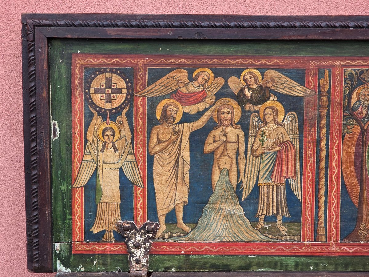 Cassapanca neomedievale scolpita a mano in noce con iconografia cristiana, XIX secolo-photo-3