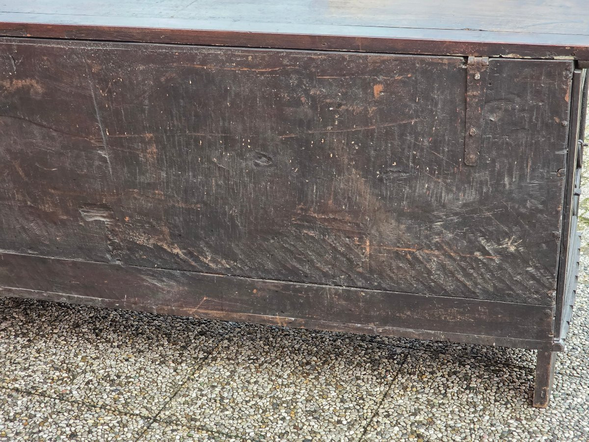 Cassapanca neomedievale scolpita a mano in noce con iconografia cristiana, XIX secolo-photo-6