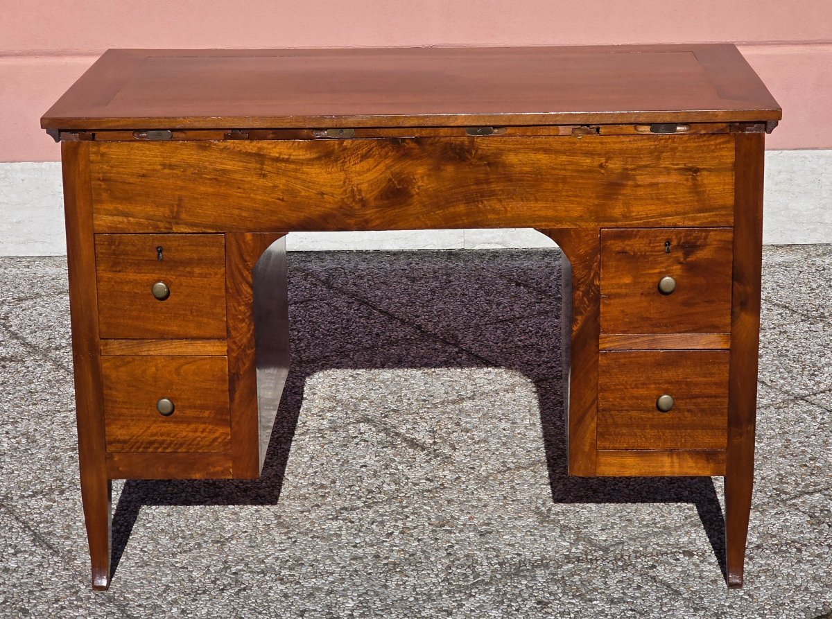 Scrivania veneta in noce massello – primi Ottocento, piano scorrevole e scomparti interni-photo-8