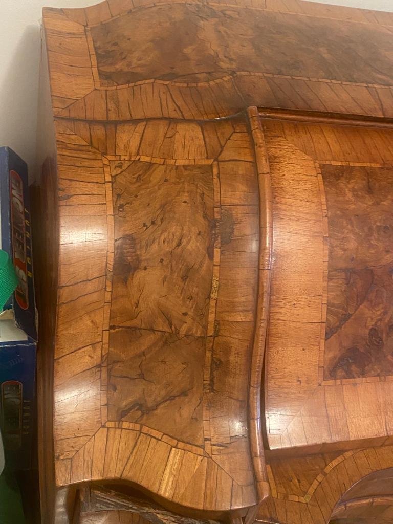 Ribalta veronese in radica, fronte mosso, scarabattolo interno, metà XVIII secolo-photo-6