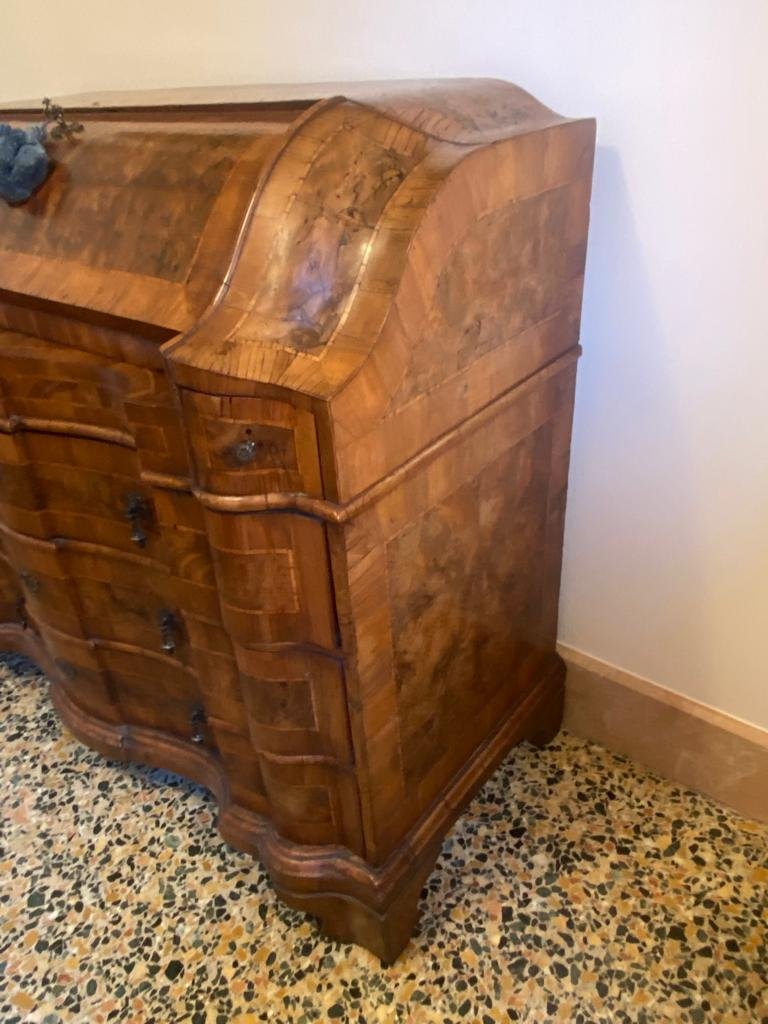 Ribalta veronese in radica, fronte mosso, scarabattolo interno, metà XVIII secolo-photo-8