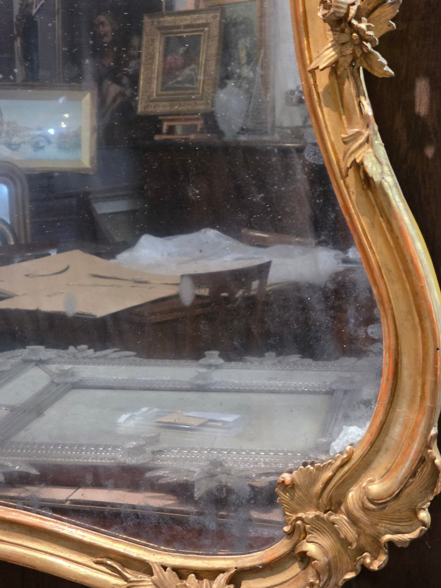 Specchiera veneziana Carlo X dorata a foglia oro, specchio al mercurio, 1820-photo-2