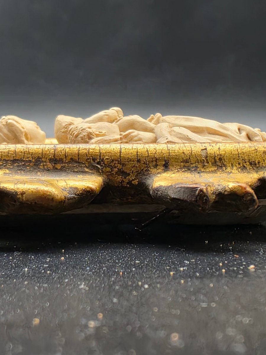 Adorazione dei Pastori in spuma di mare, scultura devozionale con cornice dorata XVIII sec-photo-1