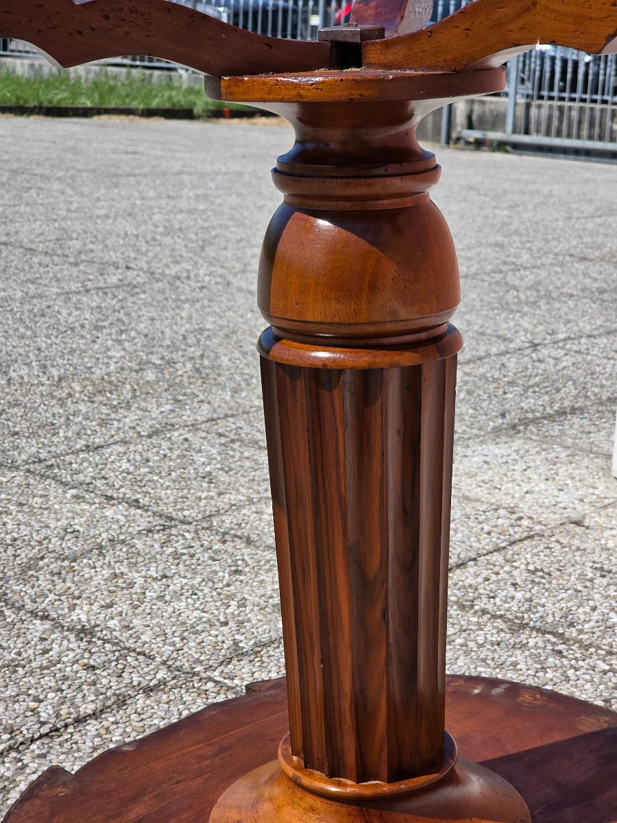 Tavolino rotondo in noce veneto con cassetto, XIX secolo-photo-5