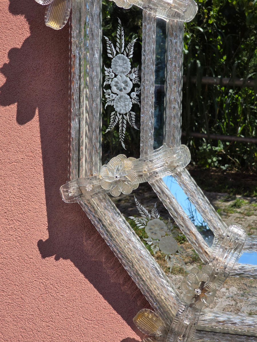 Grande specchiera veneziana in vetro di Murano inciso e molato, anni '50-photo-3