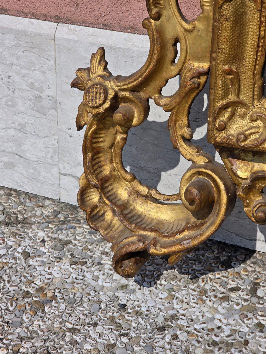 Grande specchiera veneziana intagliata e dorata in stile rococò, fine XIX – inizi XX secolo-photo-4