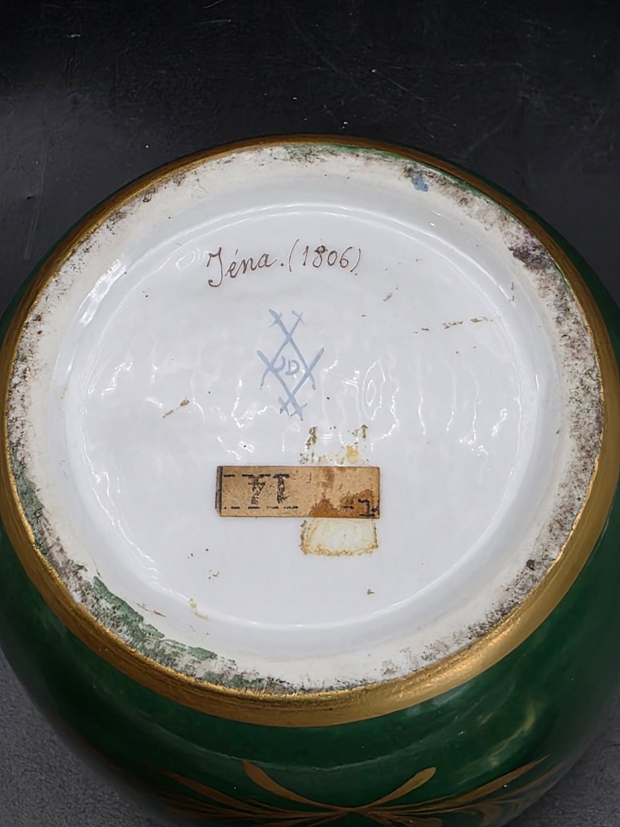 Vaso in porcellana con Napoleone a Jena 1806 – fine XIX / inizi XX secolo-photo-1
