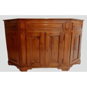 Credenza veneta scantonata in noce, XVIII secolo