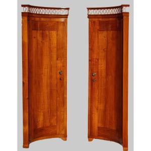 Coppia di angoliere venete Direttorio, fine XVIII secolo