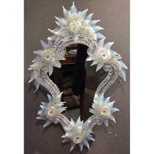 Specchiera veneziana in vetro iridescente, fine XIX secolo