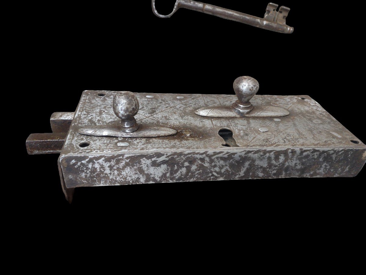 Serratura in ferro forgiato ed inciso seconda metà XVIII secolo-photo-6