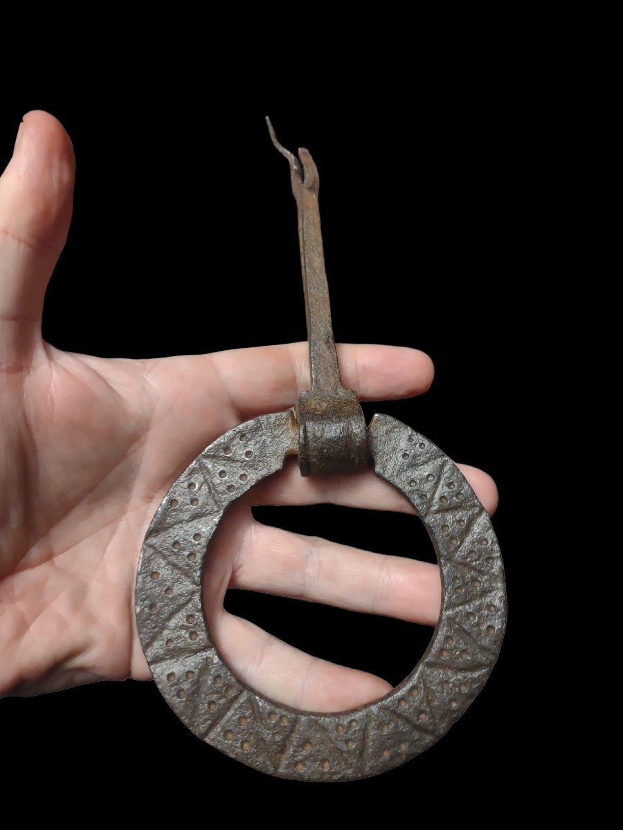 Maniglia in ferro forgiato ed inciso XVII secolo -photo-2
