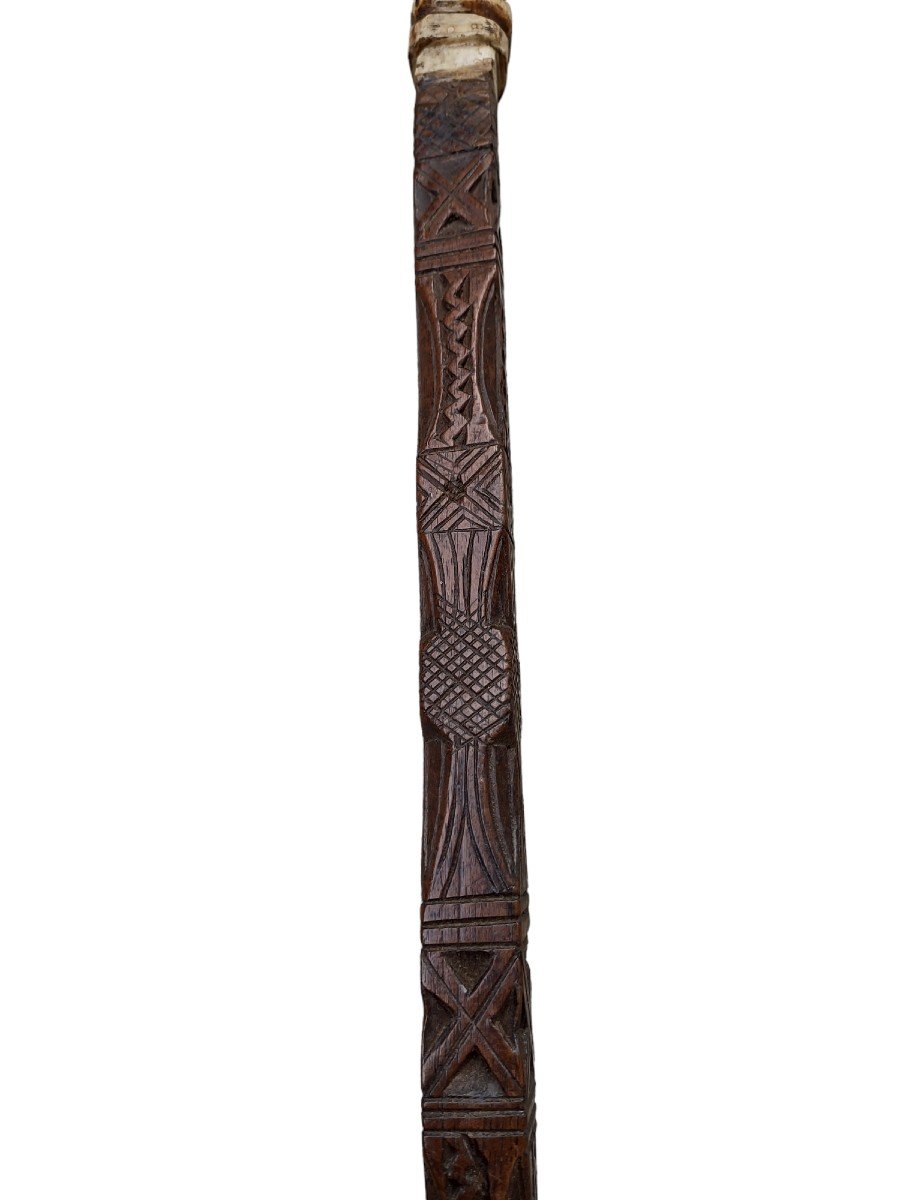 Conocchia savoiarda in legno con inserti in peltro trasformata in bastone da passeggio -photo-3