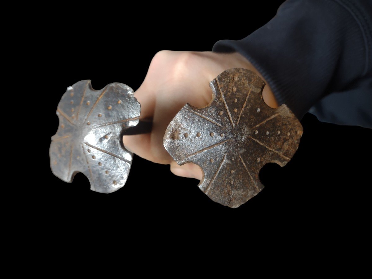2 Grandi chiodi in ferro forgiato ed inciso XVII secolo -photo-4