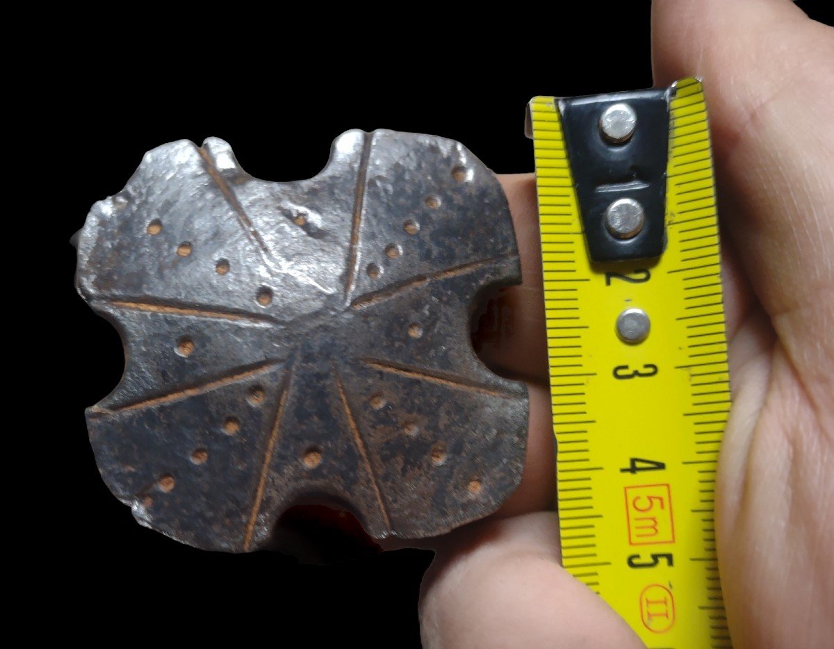 2 Grandi chiodi in ferro forgiato ed inciso XVII secolo -photo-1