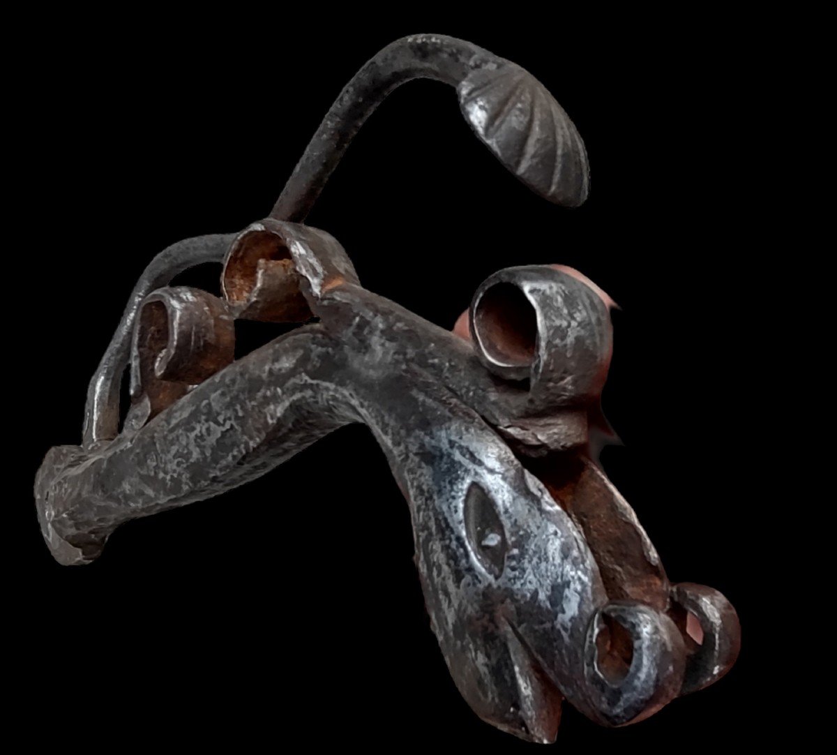Raro saltarello romagnolo in ferro forgiato e bollito XVIII secolo 